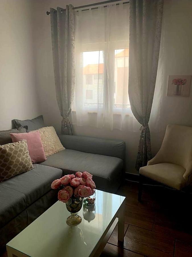 Studio Apartmant Leona With Parking Place 스플리트 외부 사진