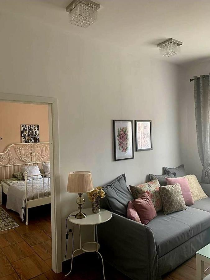 Studio Apartmant Leona With Parking Place 스플리트 외부 사진