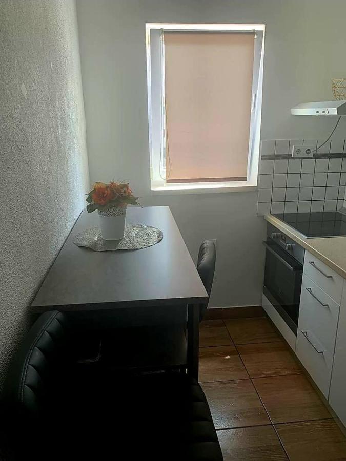 Studio Apartmant Leona With Parking Place 스플리트 외부 사진