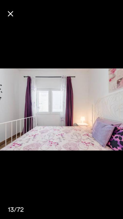 Studio Apartmant Leona With Parking Place 스플리트 외부 사진