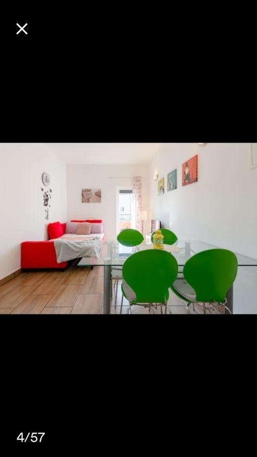 Studio Apartmant Leona With Parking Place 스플리트 외부 사진
